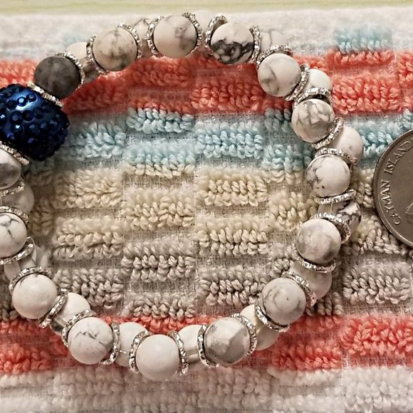 Howlite Goddess Bracelet Stretch - Picture 8 of 8